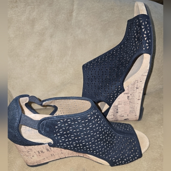 Life Stride Women's Black Hinx 2 Wedges  Heels Size 10M - Picture 3 of 8